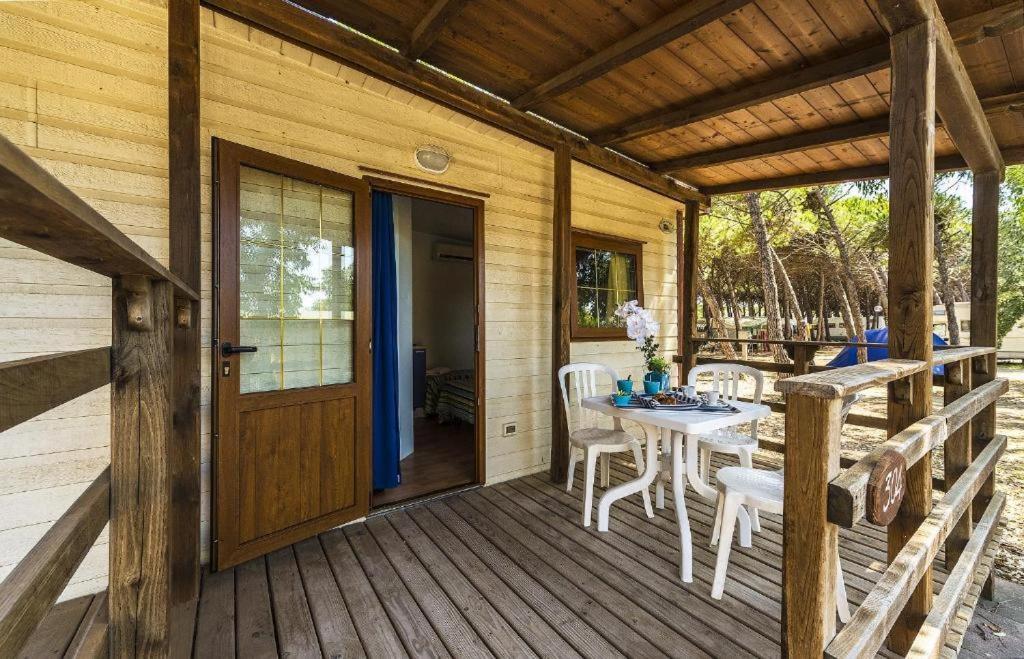 Camping Village Tuscia Tirrenica Tarquinia Buitenkant foto
